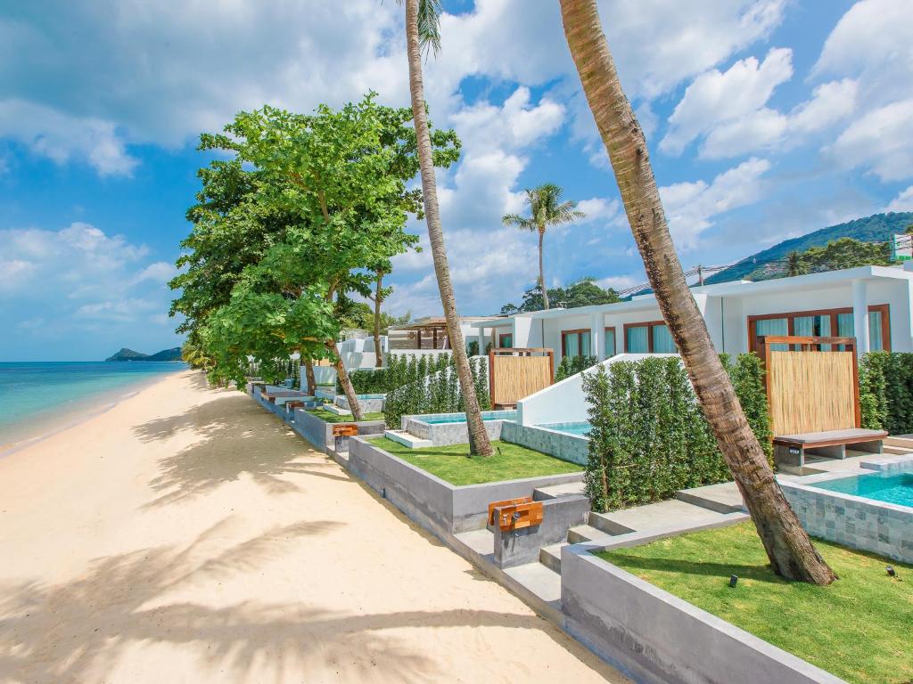 Beachfront Villa